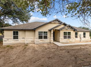 300 Broken Star Trl, Poteet, TX 78065