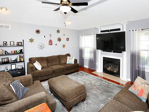 5th image of 3404 Byers Ct