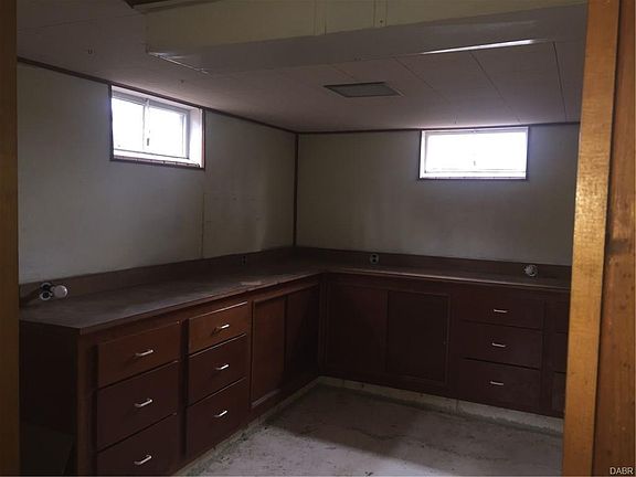 4th image of 4043 Sunbeam Ave
