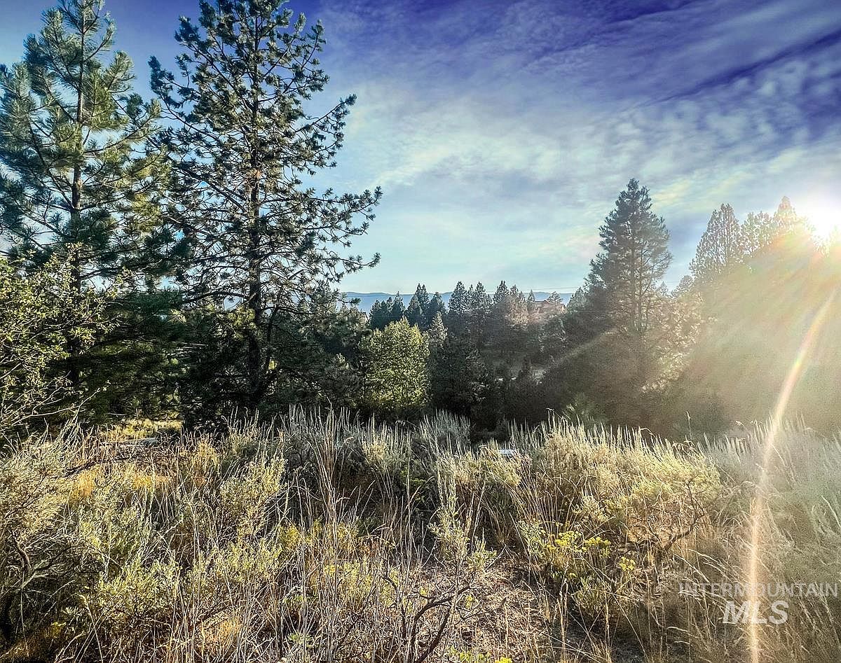 34 Four Seasons Dr, Cascade, ID 83611 MLS 98872611 Zillow