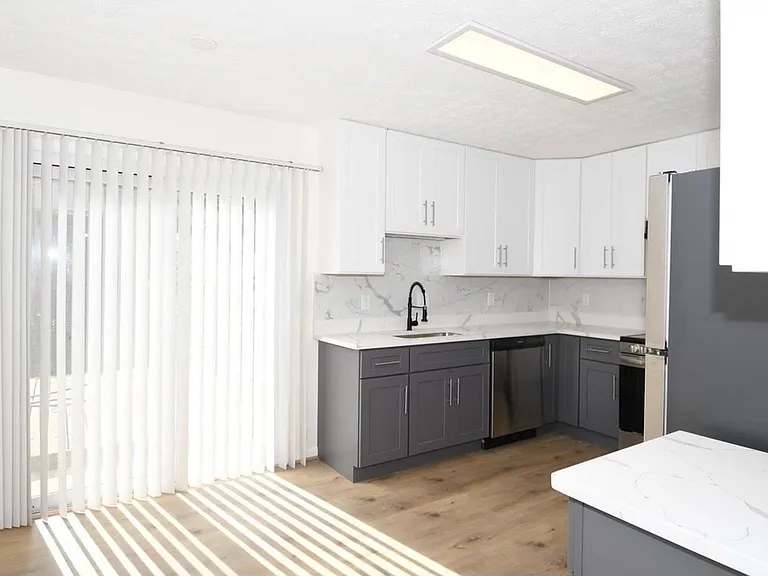 13246 Bayberry Dr — Photo 10