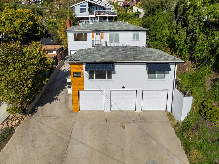 1537 Glenwood Dr — Photo 5