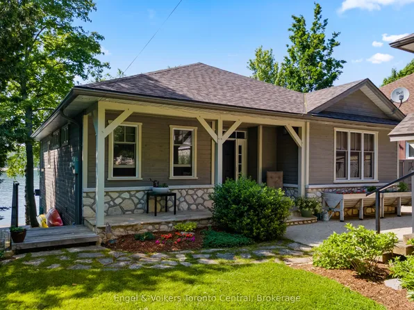 54 William St, Northern Bruce Peninsula, ON N0H 1W0