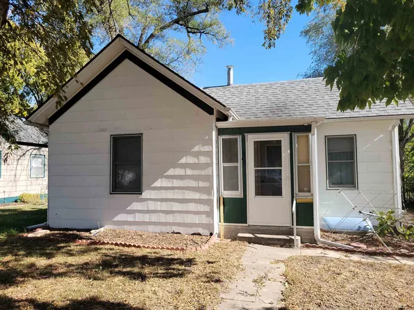 805 W 3rd St, McCook, NE 69001