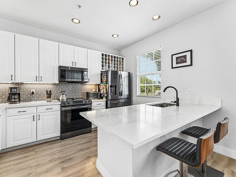 295 NE 5th Ave #22 — Photo 10