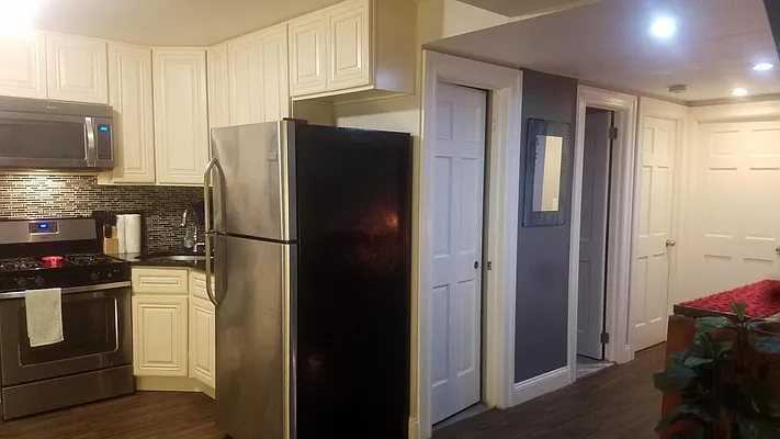 Rented by Oxford Property Group | media 38