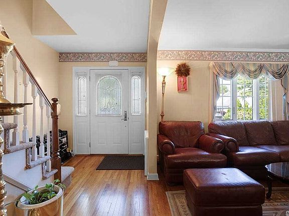 4th image of 123 Aster Dr