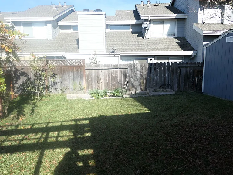 139 Montebello Dr — Photo 5