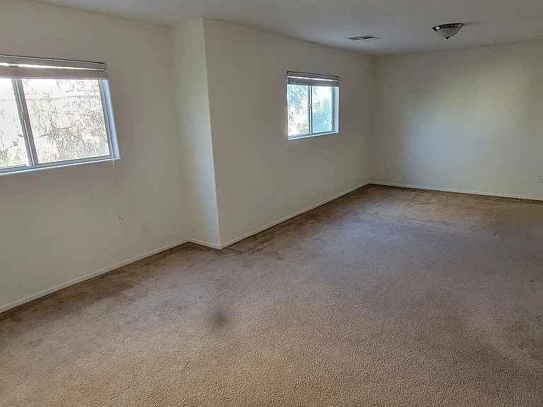 8211 Time Machine Ave — Photo 10