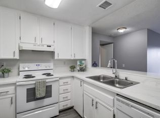 3955 Faircross Pl UNIT 60, San Diego, CA 92115