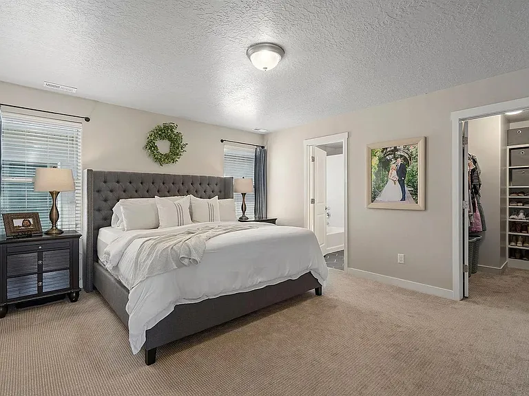1596 N Cordoba Dr — Photo 13
