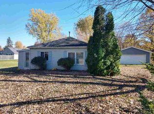 601 S Main St, Chesaning, MI
