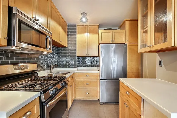 Sold by Compass | media 9