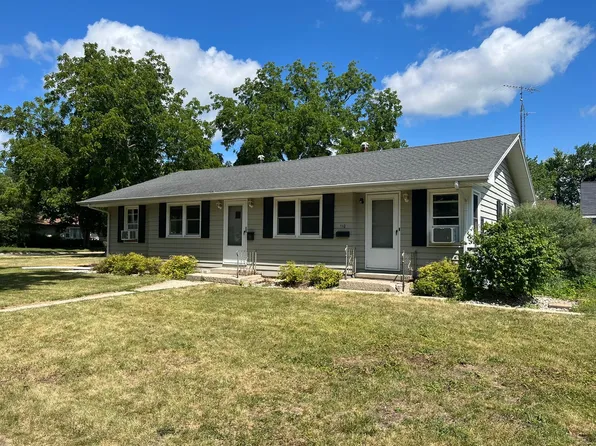 Beebe - 501 N Church St, 501 N Church St, Elkhorn, WI 53121