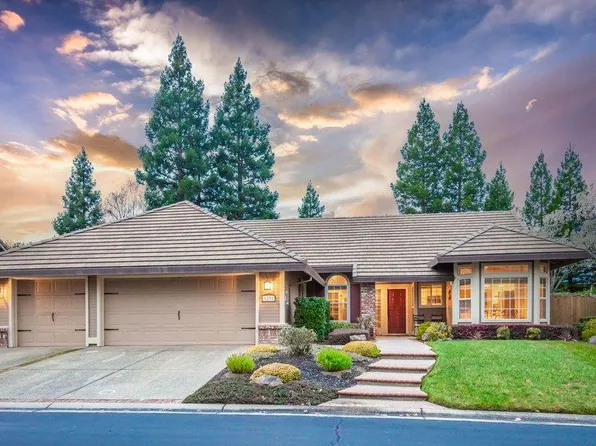 1232 Muirfield Dr, Roseville, CA 95746