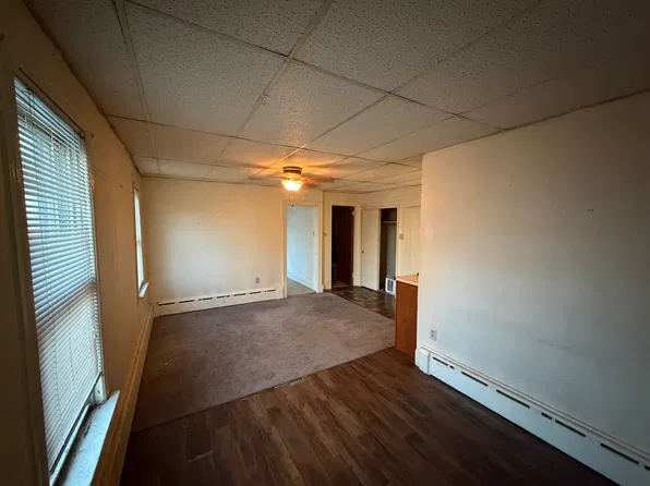 15 S 3rd St, Quakertown, PA