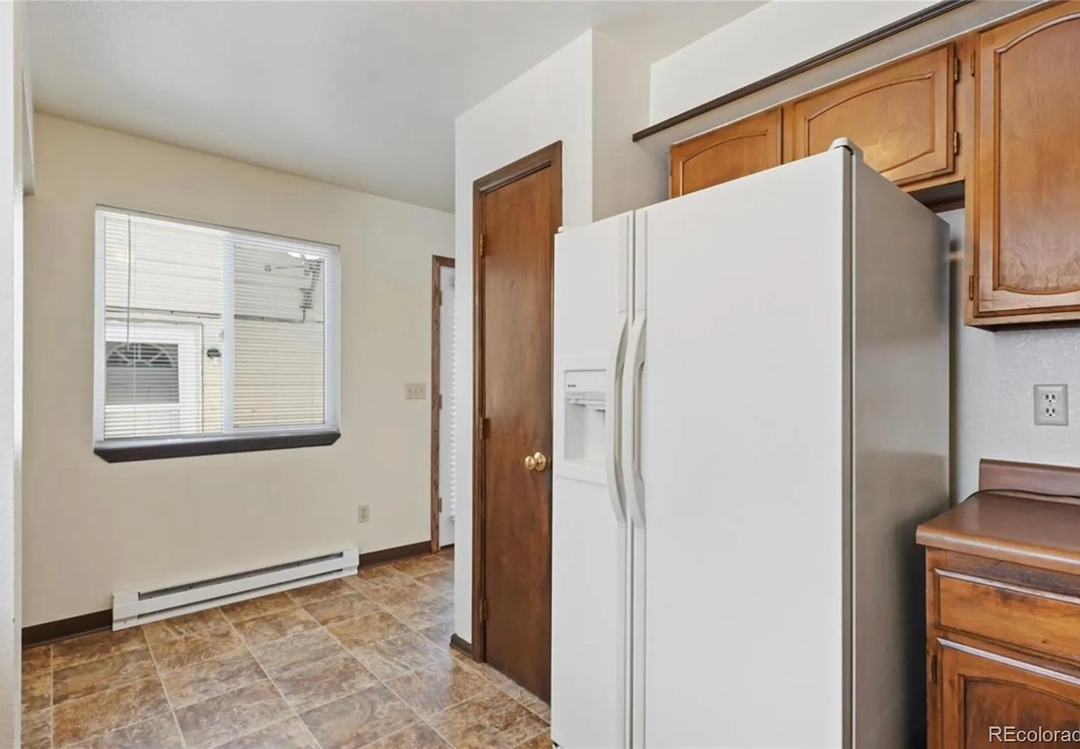 3 bed, 1.5 bath, 1200 sqft, $1,795 — Photo 4