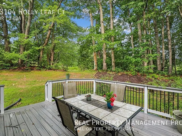 13104 Holly Leaf Ct — Photo 9