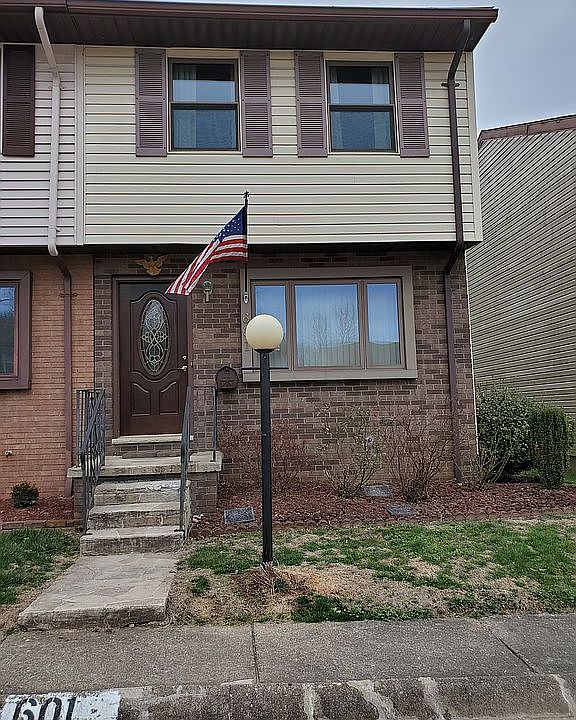 1st image of 601 Palmer Dr