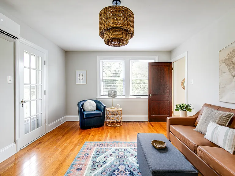 1312 Avondale Ave — Photo 42