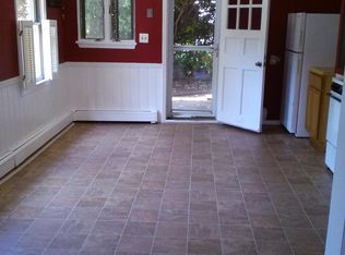 332 Idaho St, Lindenhurst, NY