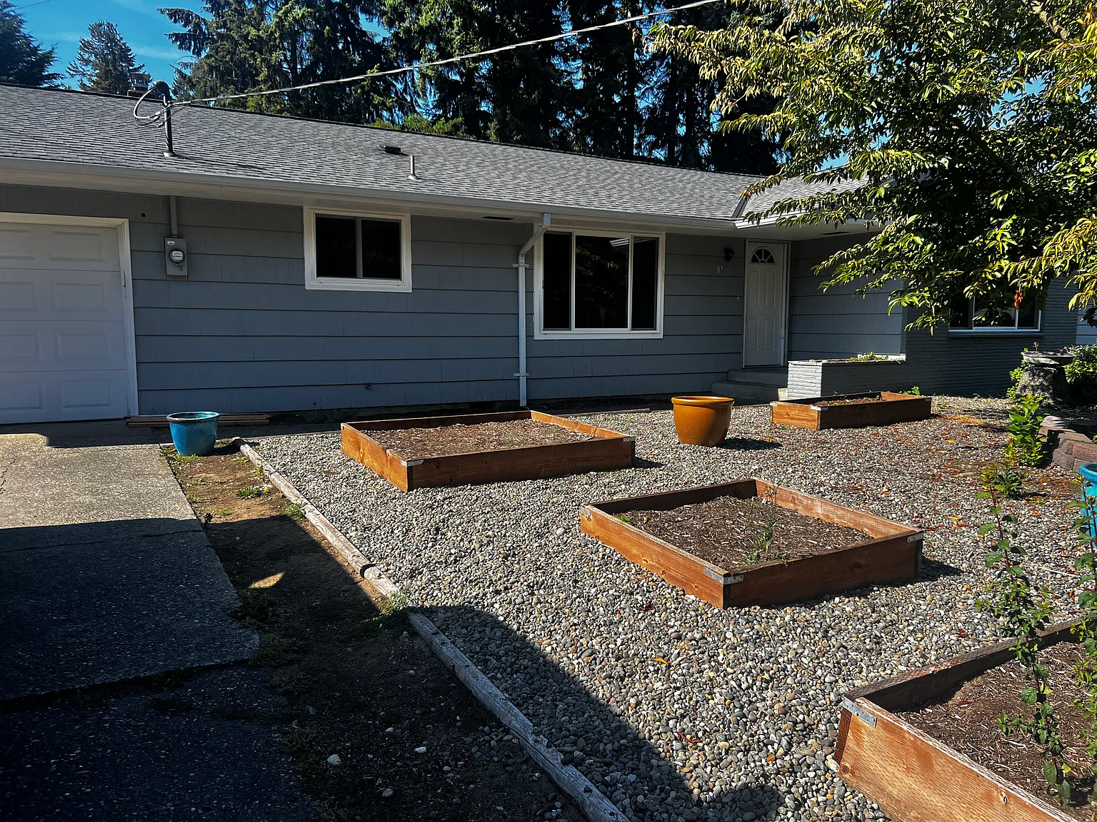 3 bed, 1.5 bath, 1280 sqft, $3,000 — Photo 1