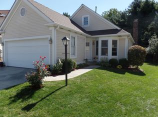 1040 Harvest Ct, Coraopolis, PA 15108