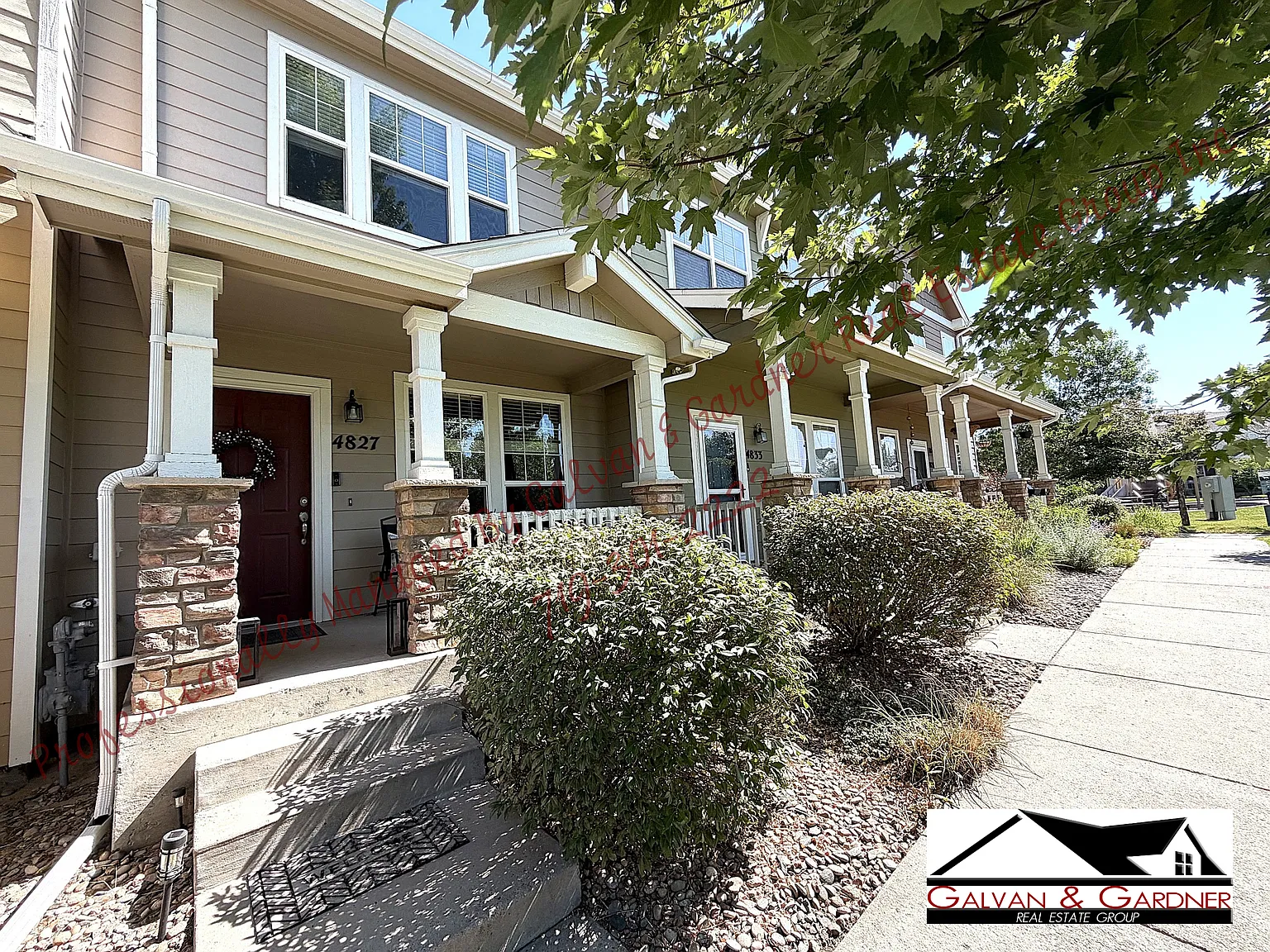 2 bed, 2.5 bath, 1216 sqft, $1,995 — Photo 2