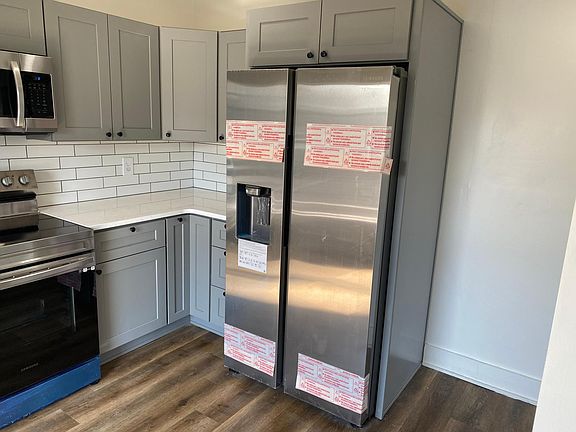 2nd image of 189 Elmwood Ave #189