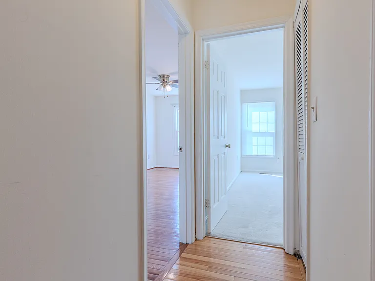 Sunflower Cir — Photo 23