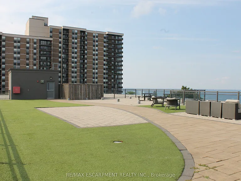 35 Southshore Cres #316 — Photo 26