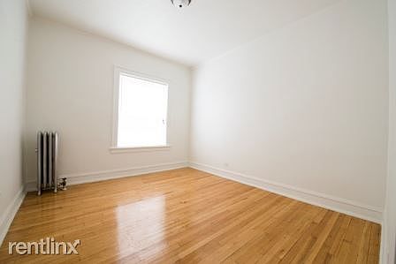 7956 S Aberdeen St Apartments Chicago Bedroom_01