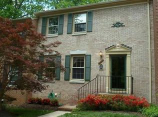 7403 Forest Hunt Ct, Springfield, VA 22153