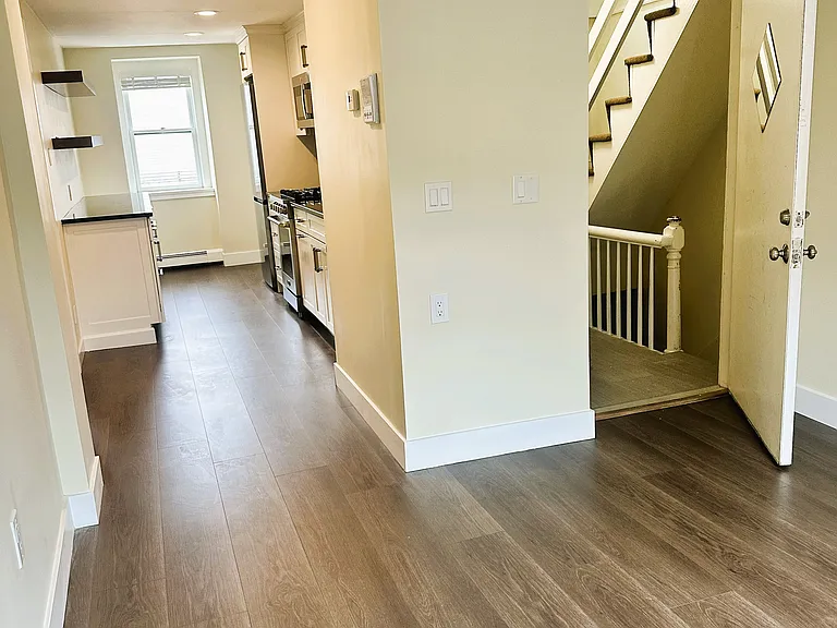 15 Clark St #3 — Photo 3