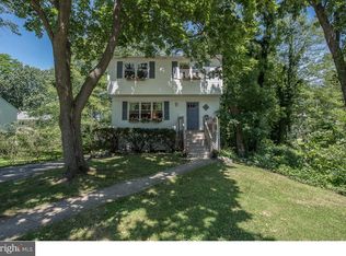 4 Donna Ln, Wayne, PA 19087