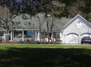 114 Parade Rd, Barnstead, NH 03218