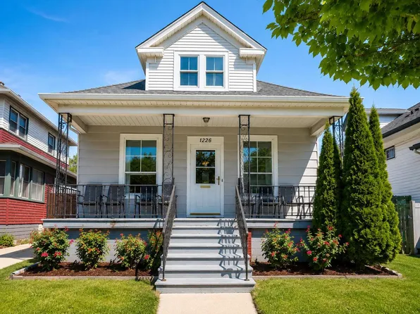 1226 Goold STREET, Racine, WI 53402