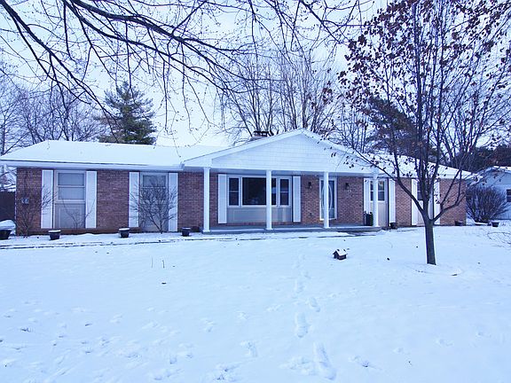 2nd image of 1140 Poplar Dr