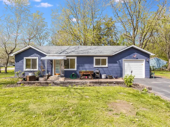 204 E 1st St, Braidwood, IL 60408