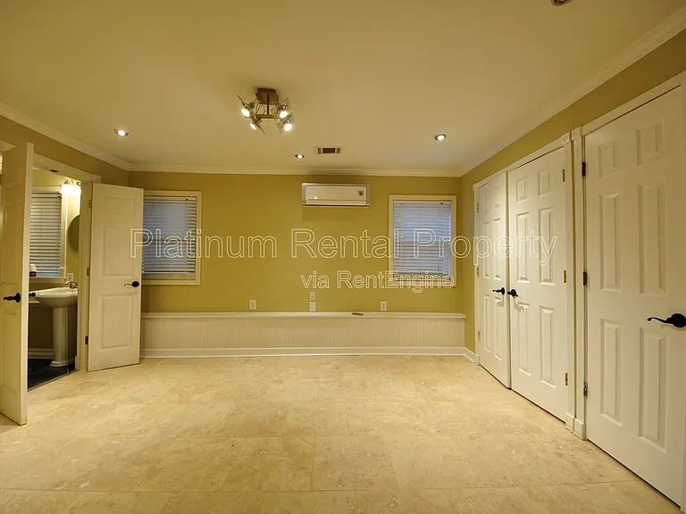 2198 Goodwood Blvd SE — Photo 8