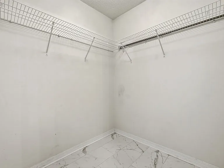 339 Peggy Dr — Photo 26