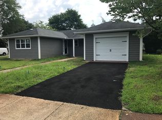 6 Bonasse St, Toms River, NJ 08757