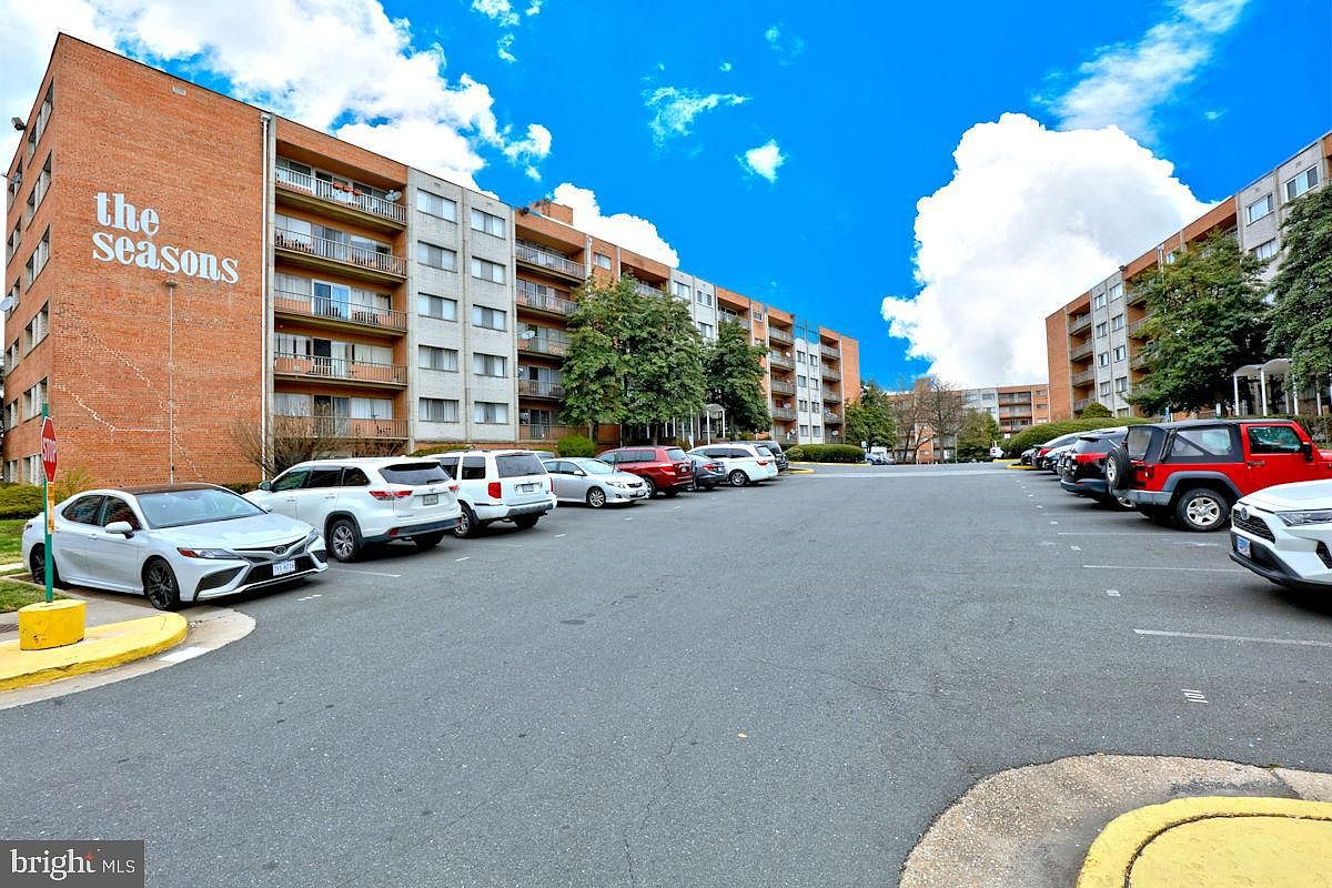 5851 Quantrell Ave APT 109, Alexandria, VA 22312 | Zillow