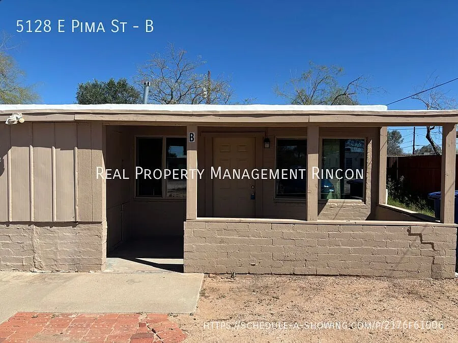 Updated 1 Bed/1 Bath In Central Tucson! Water, Sewer & Trash Included! — Photo 1