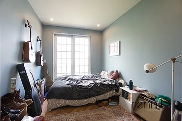 Rented by Rennit Inc.