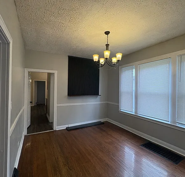 9331 S Evans Ave — Photo 3