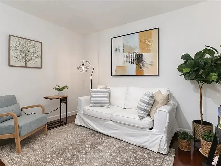 4014 W Palmira Ave — Photo 33