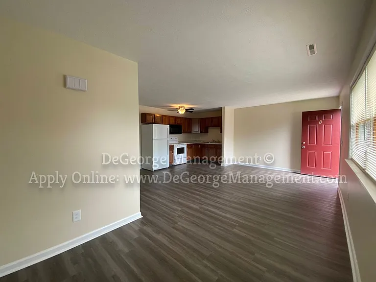 Burdick Estates Apartments — Photo 52