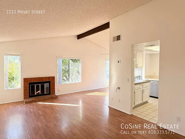 1113 Privet St — Photo 2