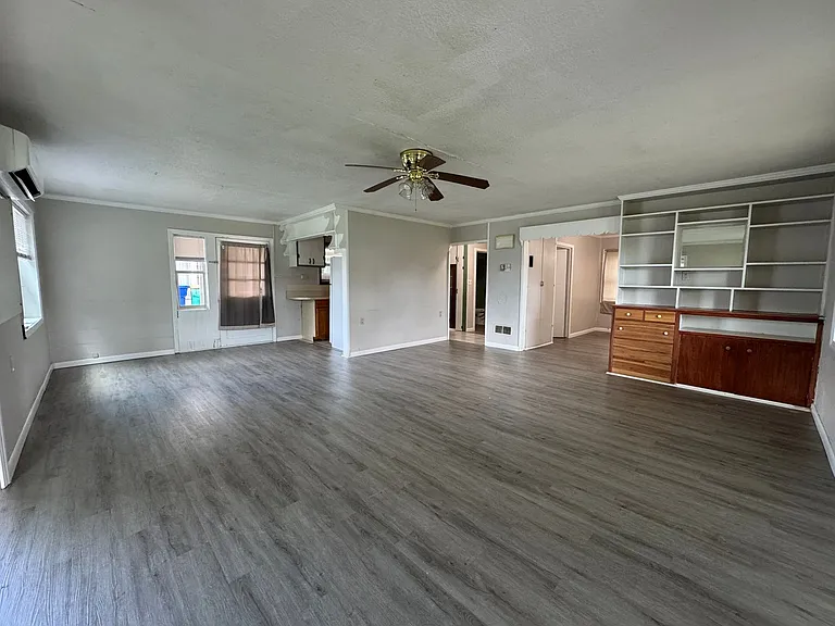 304 N Rockingham Ave — Photo 4